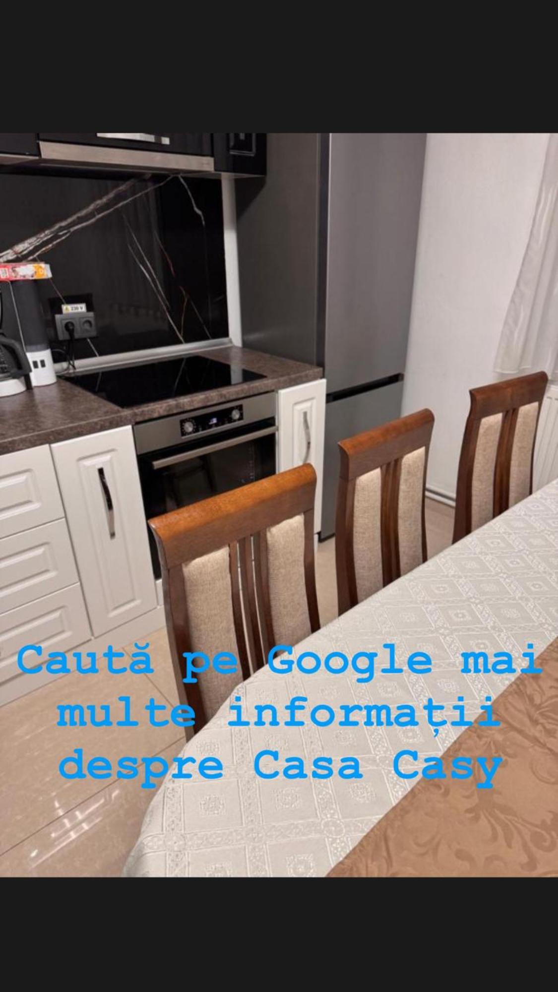 Casa Casy Villa Орадеа Екстериор снимка